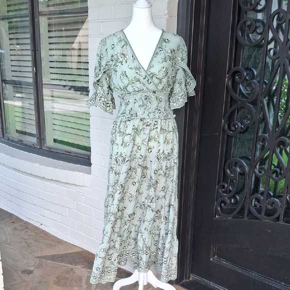 Max Studio Dresses & Skirts - Max Studio Green and White Flutter Sleeve Sundress